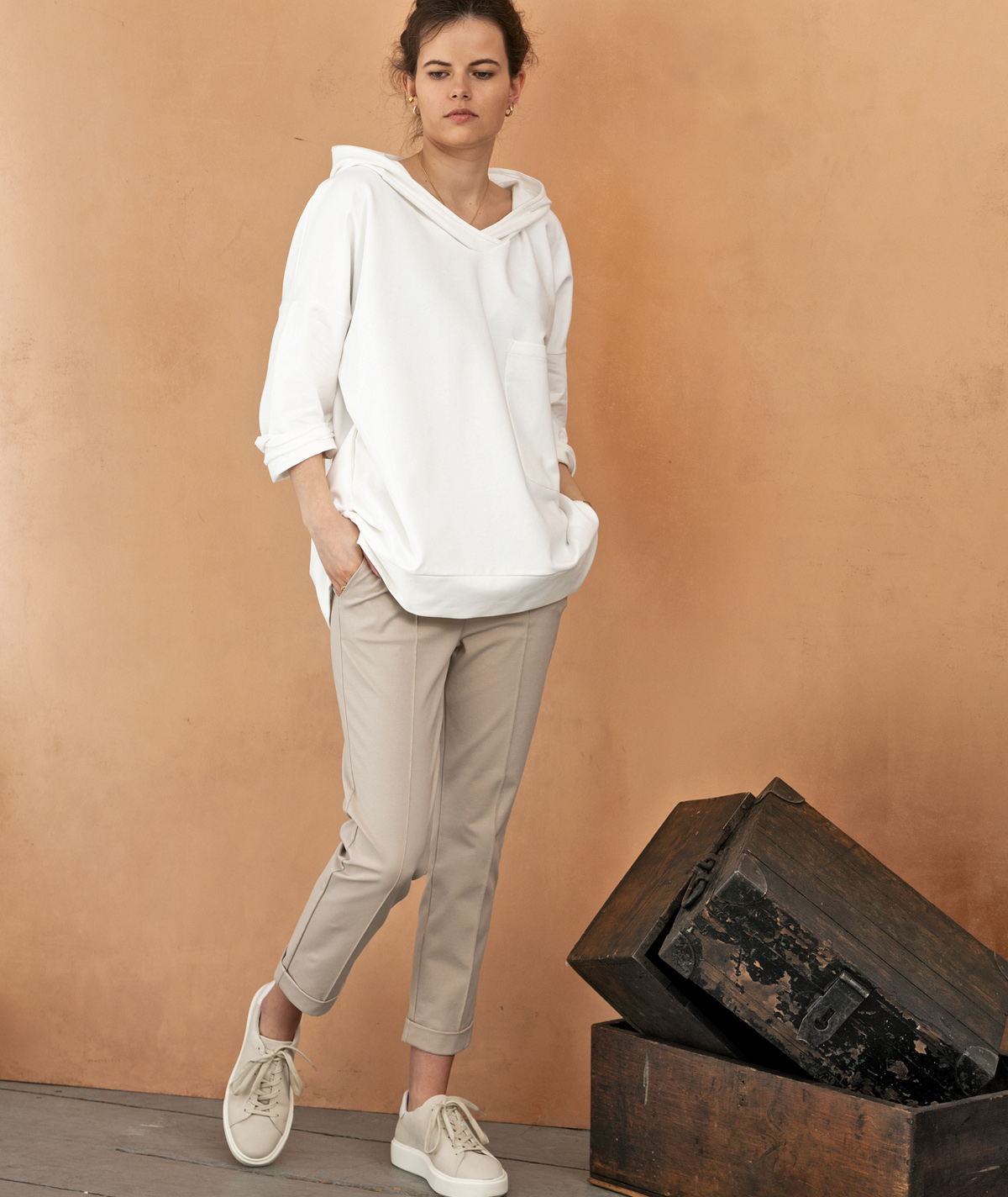 Bluza z kapturem ecru